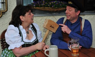 Bierfass Stammtisch